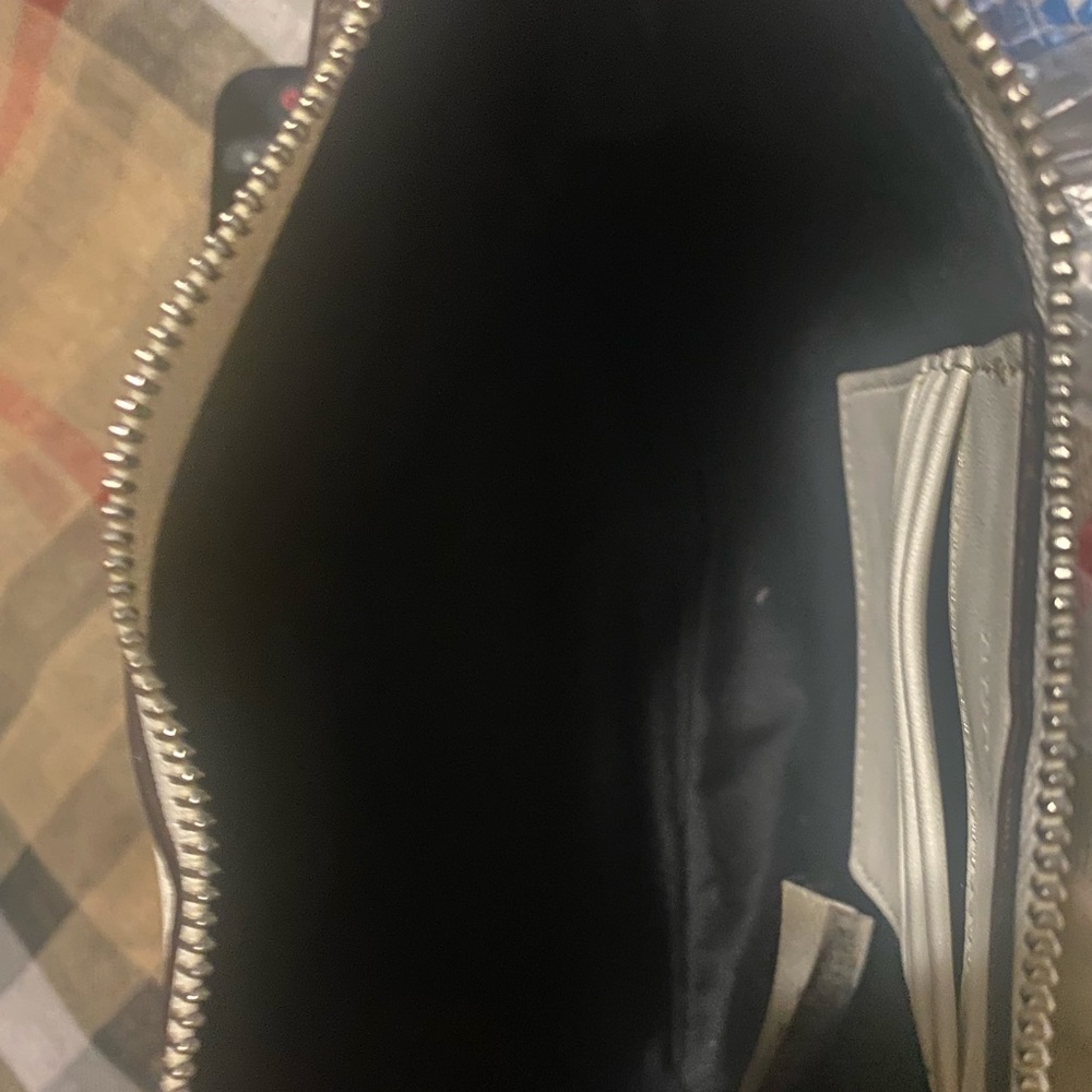 Pre owned Authentic Burberry canvas leather Peyton white crossbody shoulder bag - Picture 13 of 15